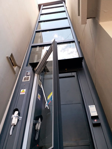vidalı engelli asansörü