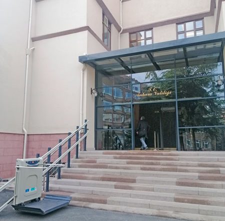 yatay platformlu merdiven asansörü devas