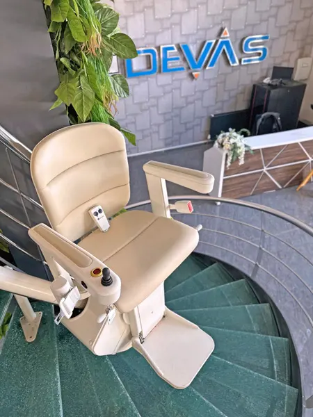 devas merdiven asansör fiyatları 2025