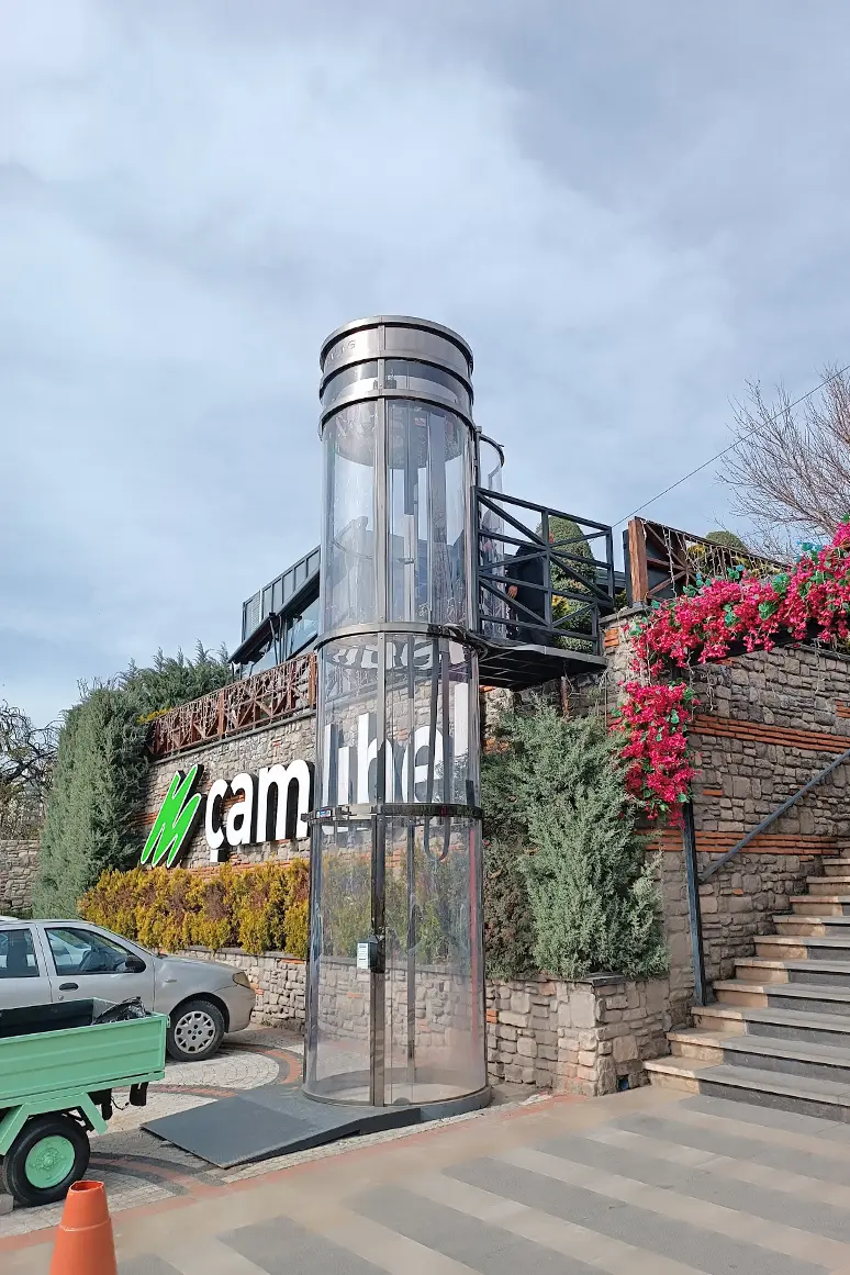 Tubelift yuvarlak camlı dış cephe asansörü uygulaması Kayseri